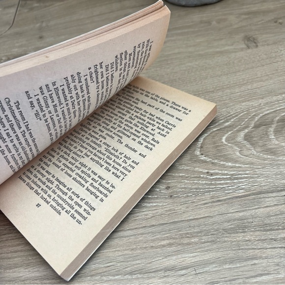 The Secret by Carol Beach York Vintage 1984 YA Mystery Romance Paperback - Picture 11 of 11